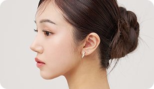 옆모습 여성 모델