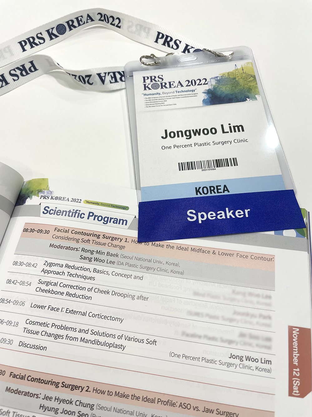 PRS KOREA 2022 ‘Jongwoo Lim / One Percent Plastic Surgery Clinic / KOREA / Speaker’ 명찰과 Scientific Program 책자