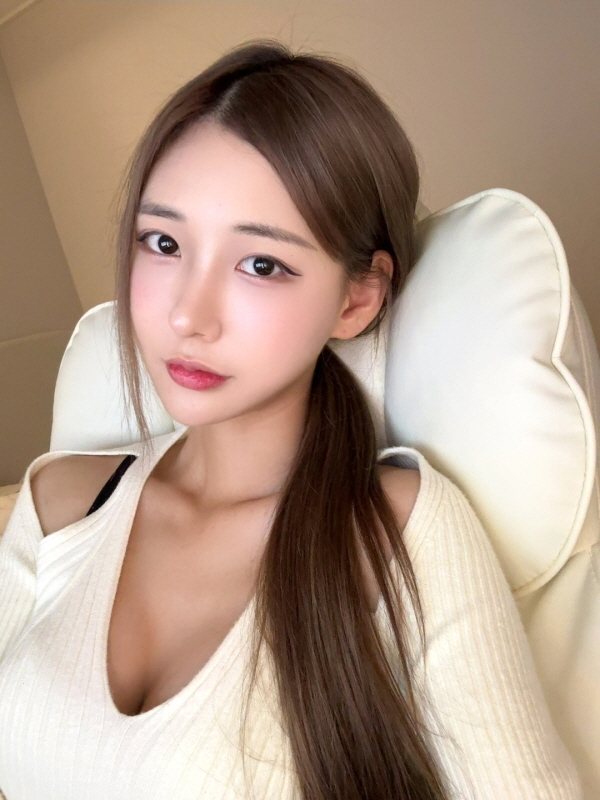 수술 후 2개월 셀피 (1/2)